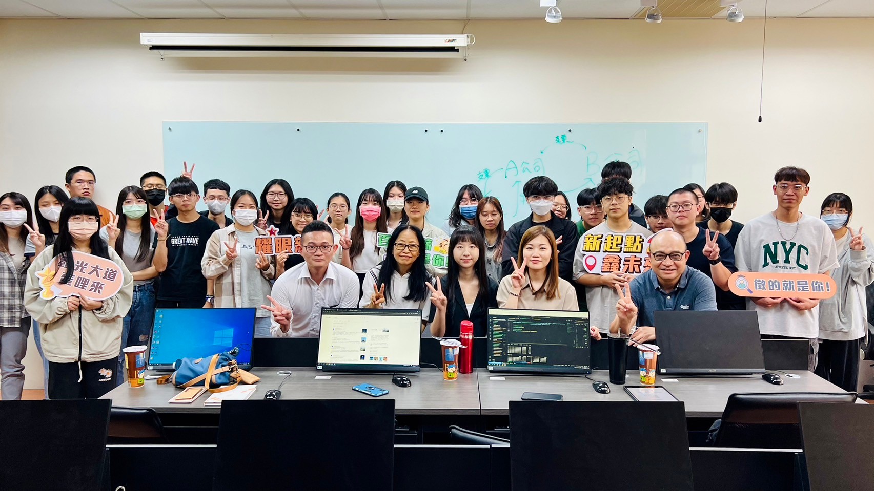 LINE_ALBUM_20240423新鑫公司x高雄科技大學校園徵才活動__240425_17.jpg