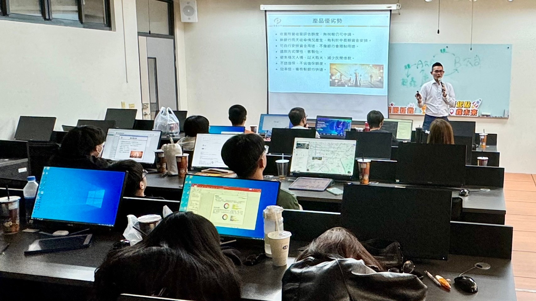 LINE_ALBUM_20240423新鑫公司x高雄科技大學校園徵才活動__240425_2.jpg